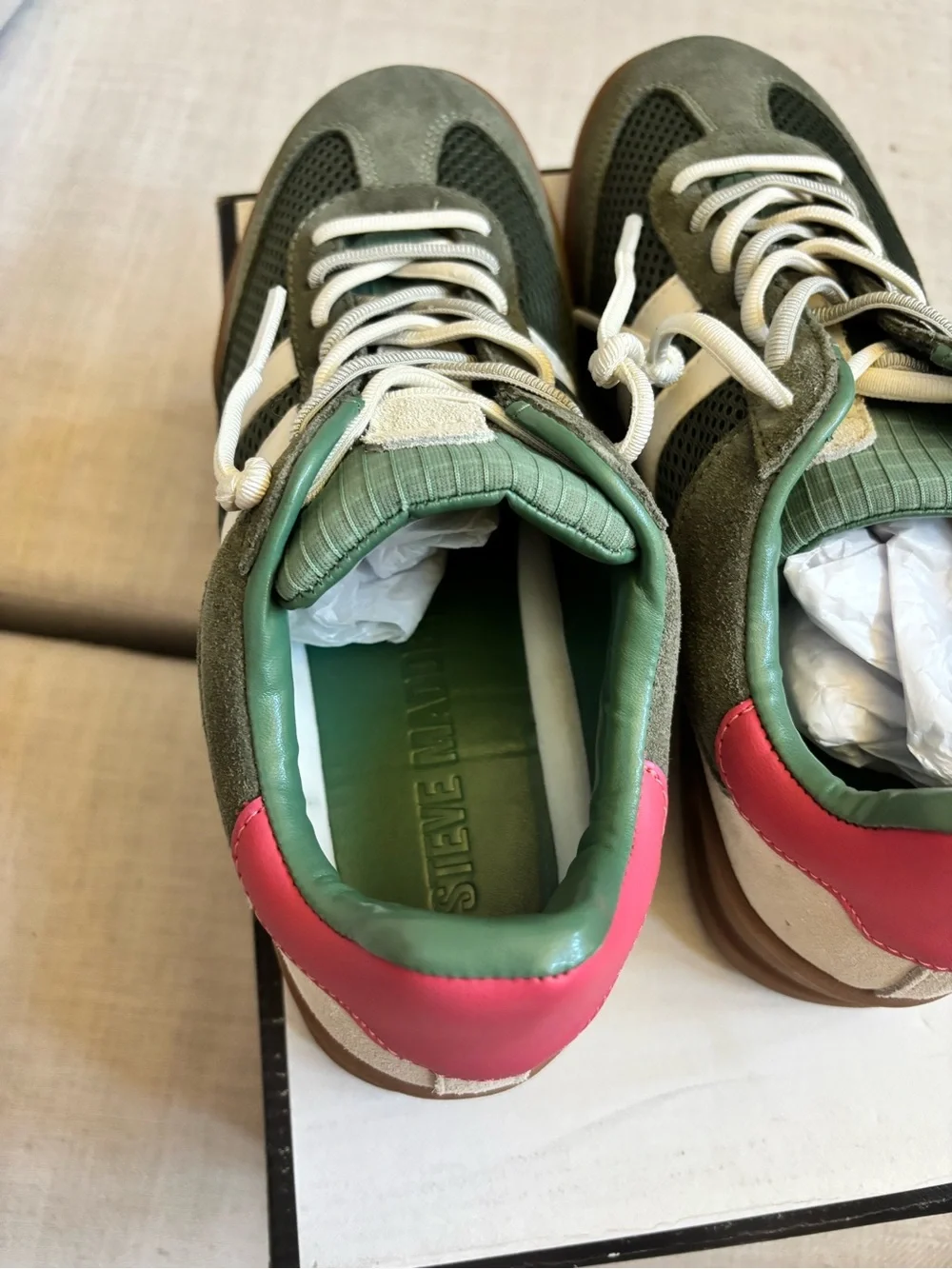 Steve Madden Verdict Sneakers Green Multi Gum Sole Size 8.5 NIB